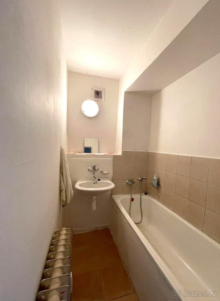 Pronájem bytu 2+1, 52 m2, tř. Budovatelů 2394/6, Most - 7