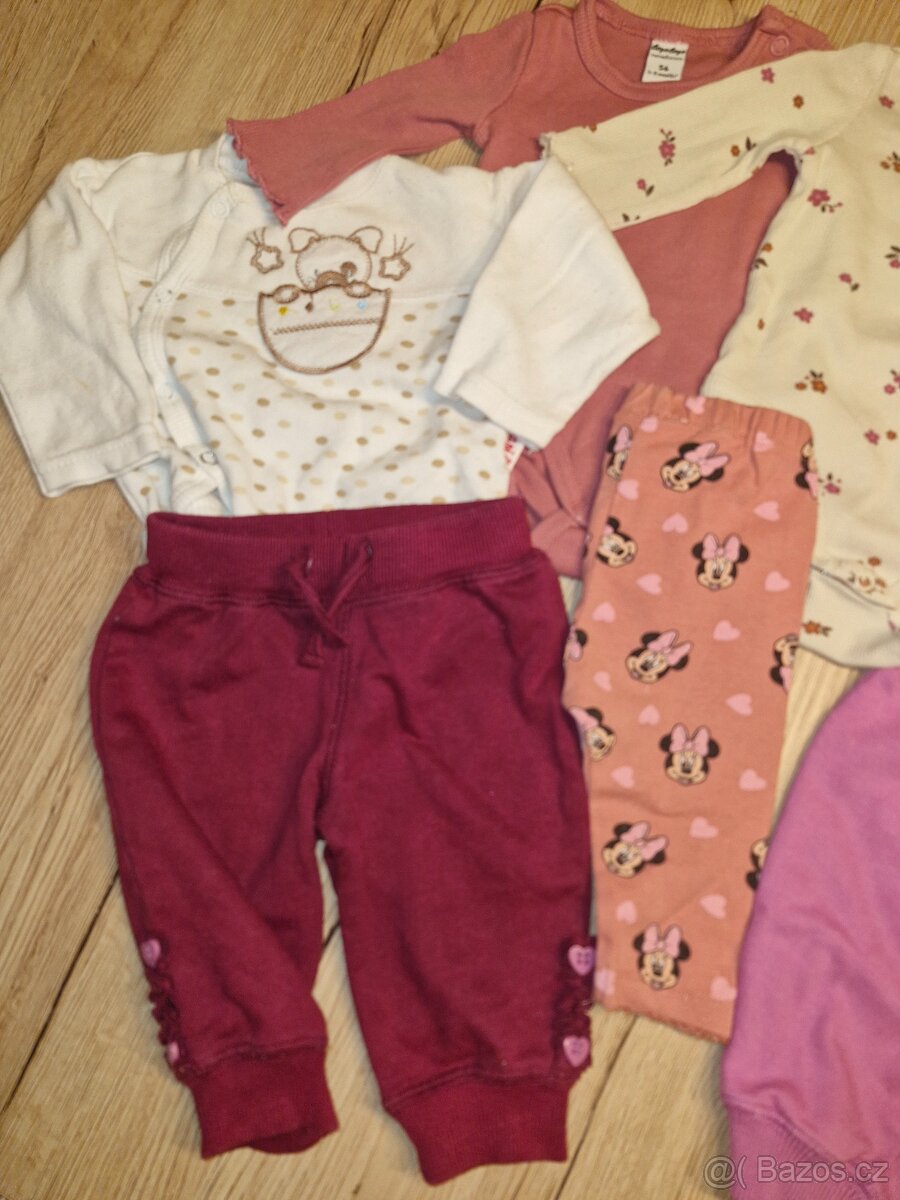 Set oblečení 0-7 měsíců celkem 25 ks - 7