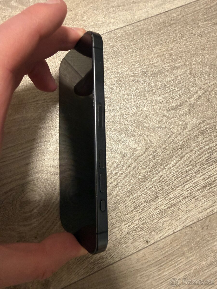 iPhone 15 PRO 256GB, komplet balení - 7