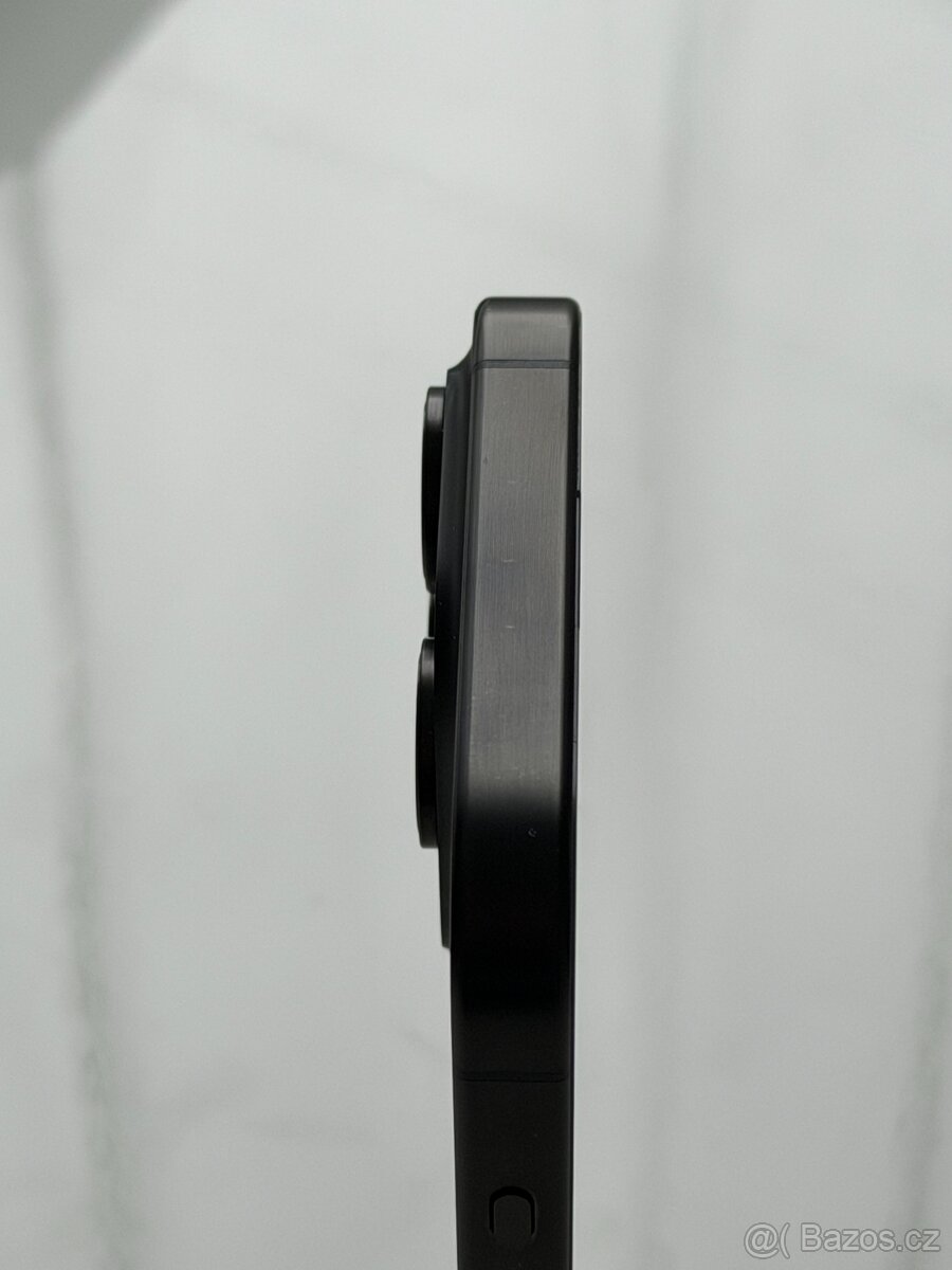 iPhone 15 Pro 256GB Černý, Baterie 100% - 7