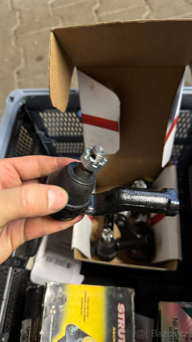 Mazda MX-5 NA díly - 7