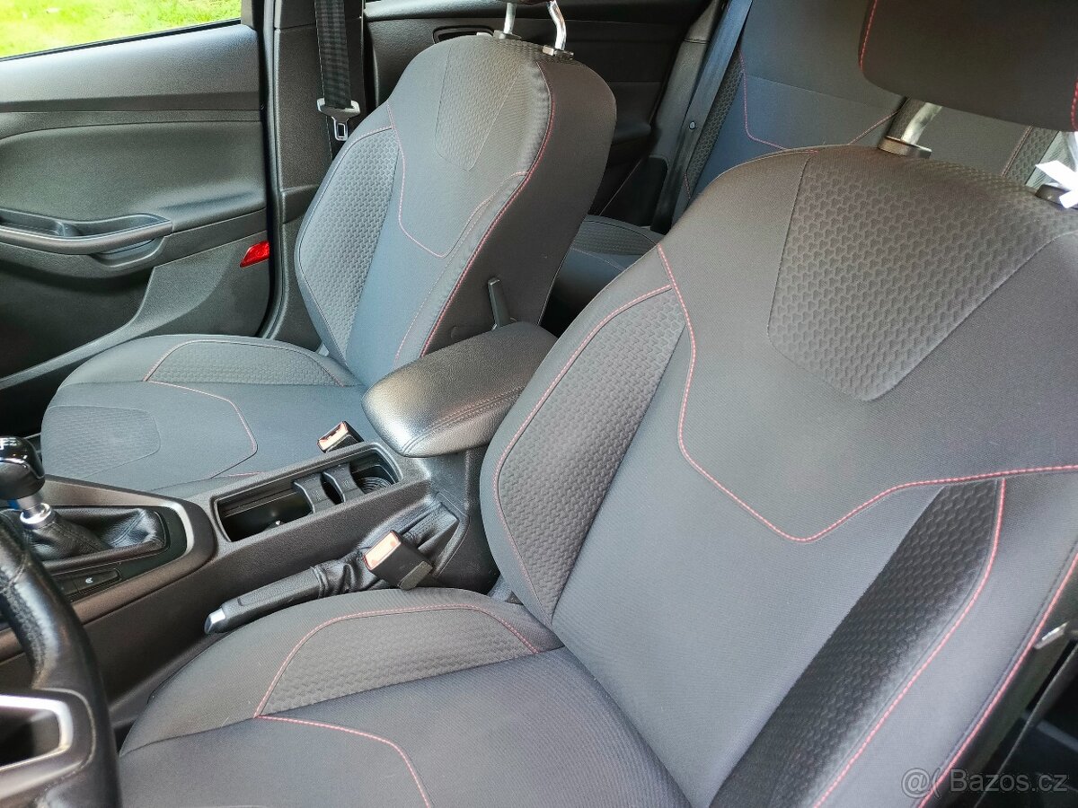 Ford Focus ST Line - 7