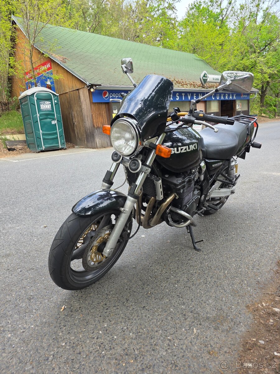 Suzuki GSX 750 Inazuma - 7