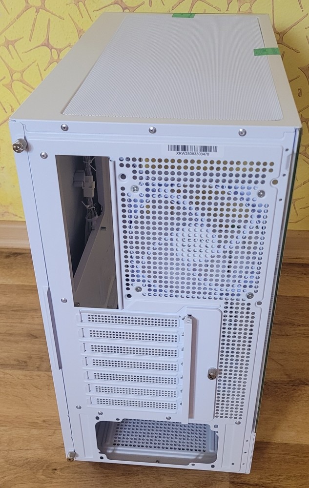 Počítačová skříň Montech XR White - 7
