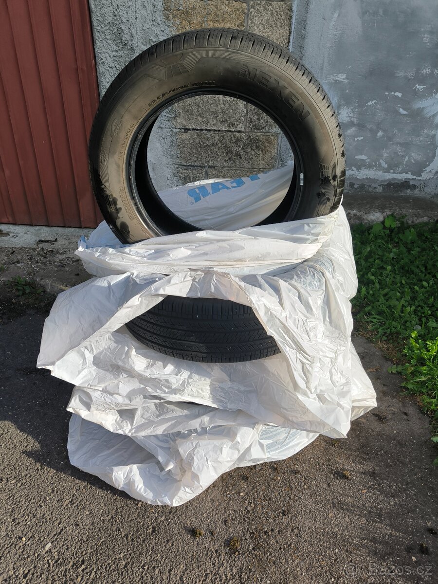 Celoroční Nexen Roadian - 7