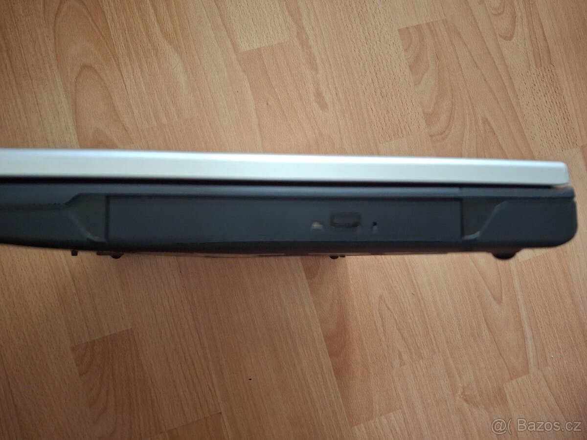 NTB Fujitsu Siemens - 7