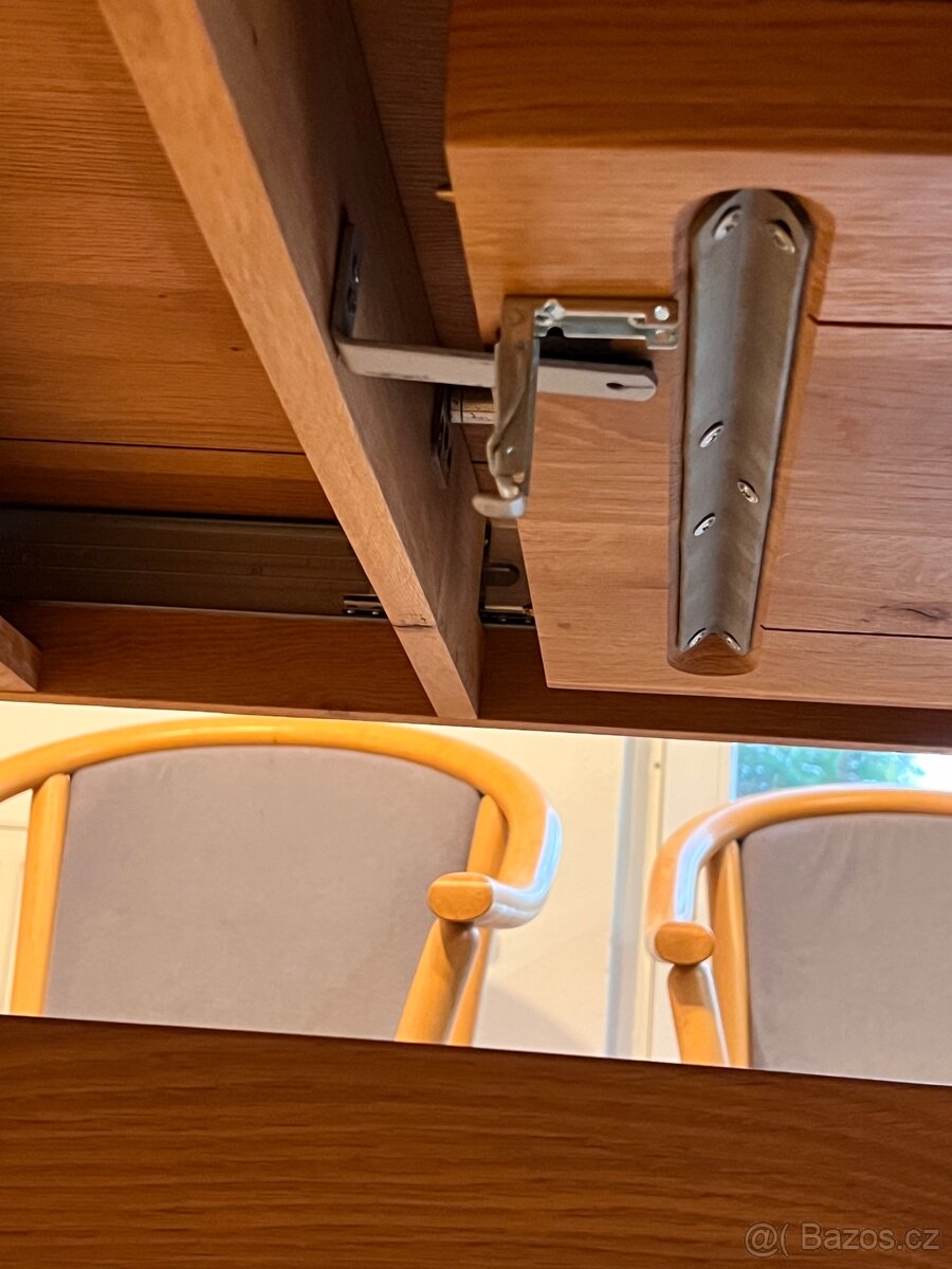 Jídelní rozkládací stůl masiv dub - 7