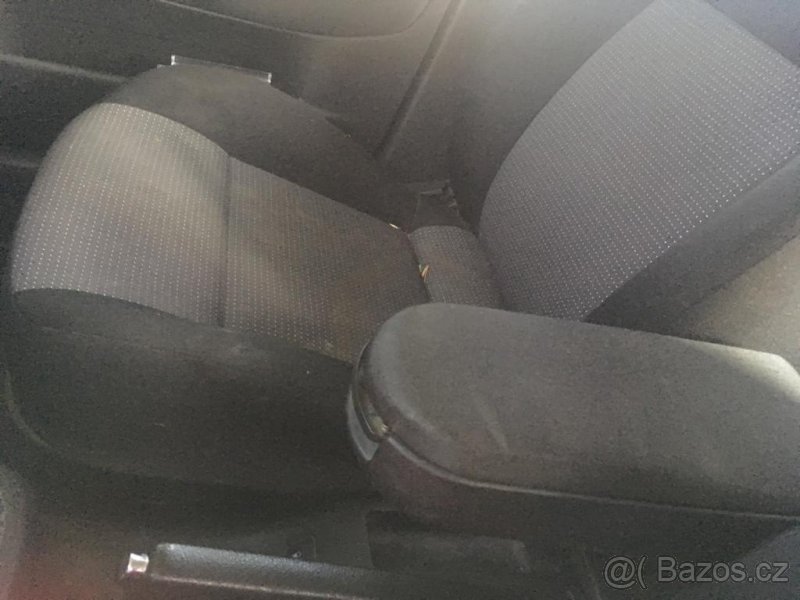 VW golf 1.6,16v-veskere náhradní díly - 7