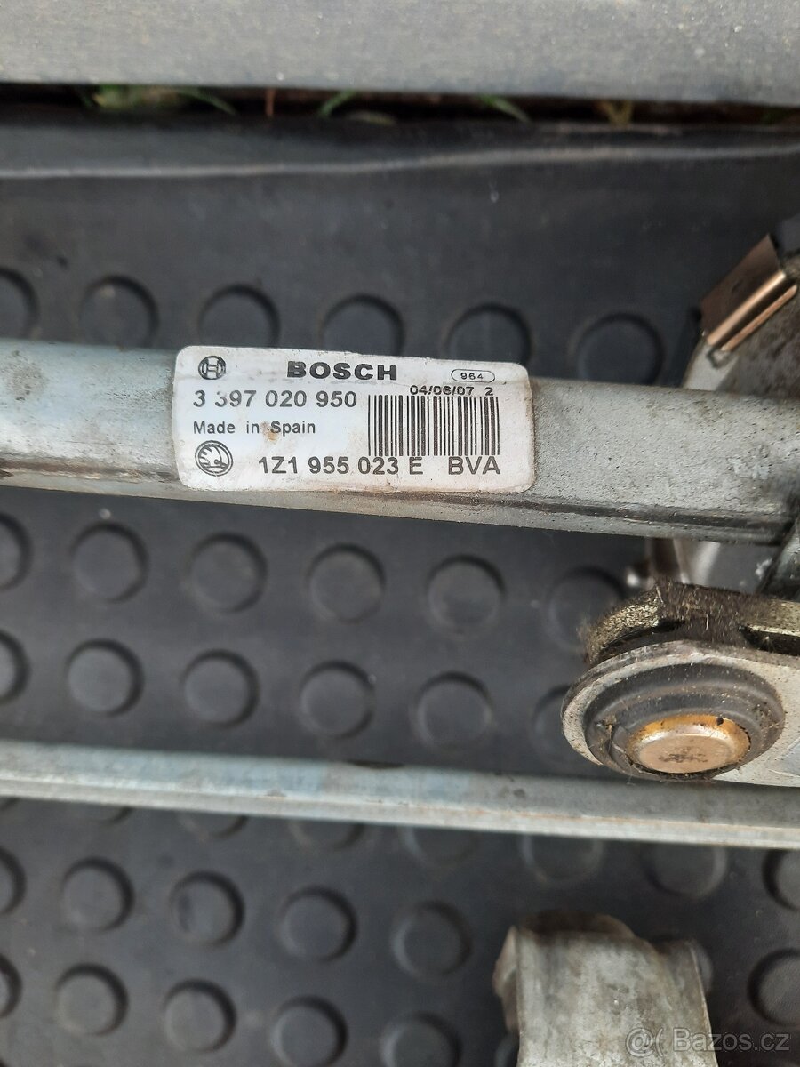 Motorek stěračů s táhlama touran - 7