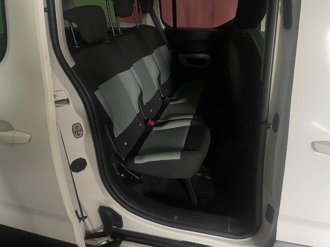 Citroën Berlingo XL 1.2 PureTech 110 2019 1.majitel - 7