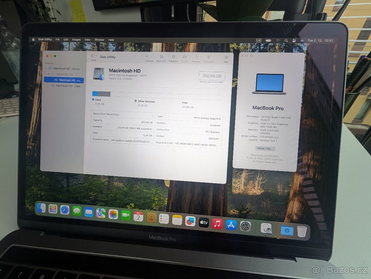 Apple MacBook Pro 13" 2019/Touch Bar, 8Gb/256Gb - 7