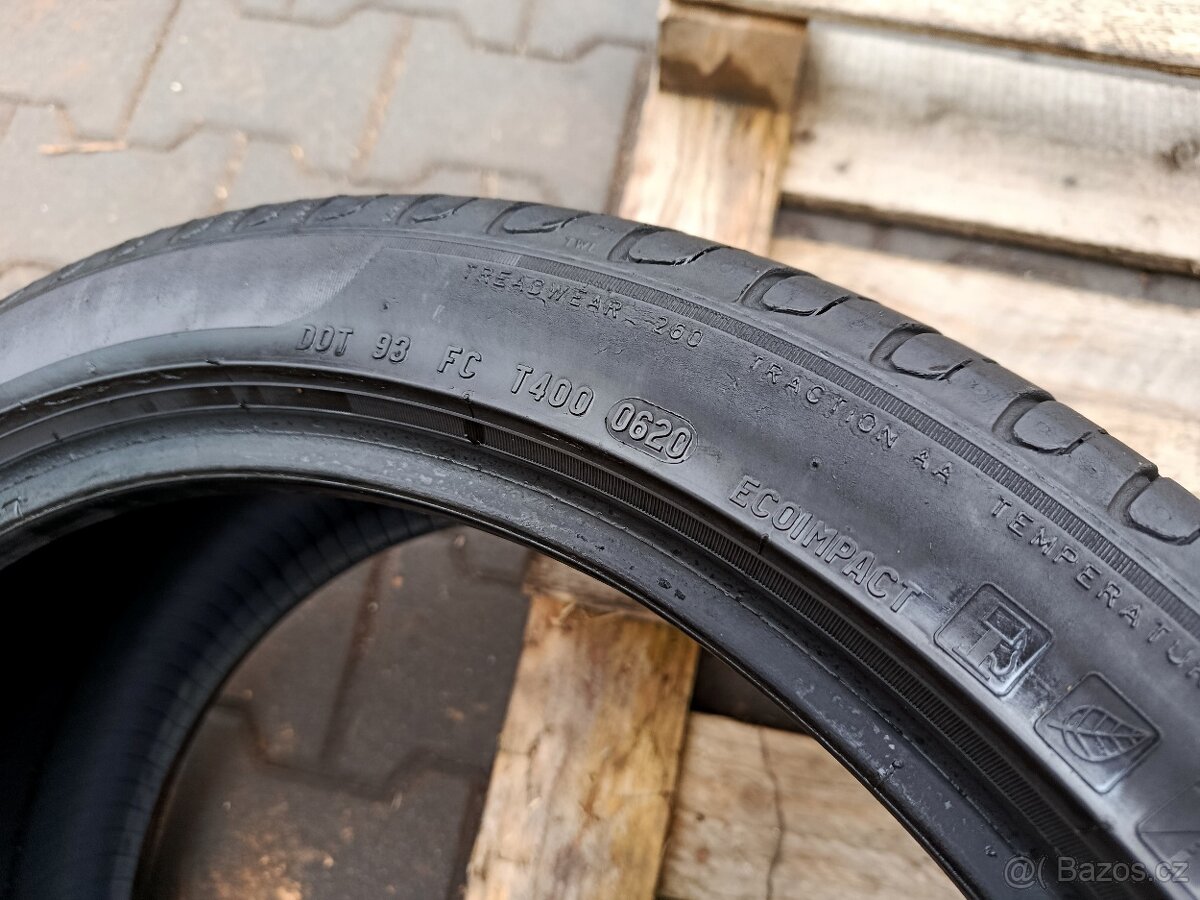 235/40/19 letní pneu pirelli - 7