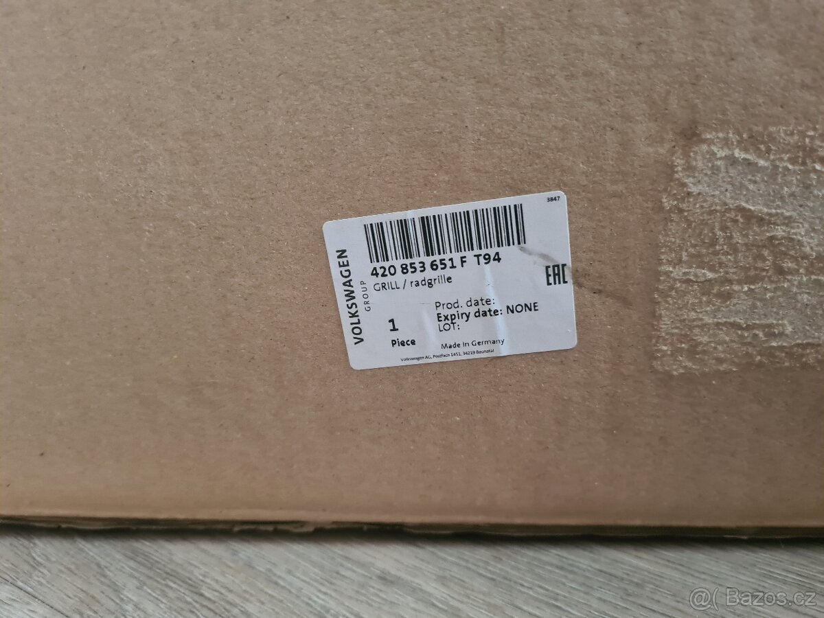 NOVÁ Maska nárazníku Audi R8/Spyder - ORIGINÁL - 7