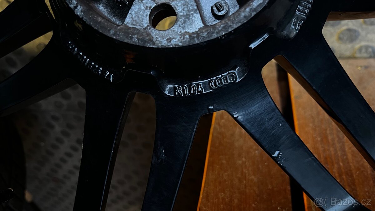 Prodám originál al.kola Audi - 7