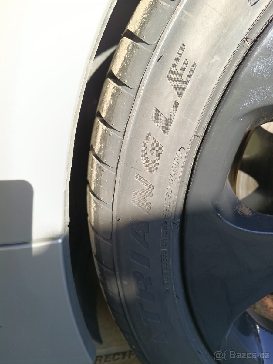 Kola BMW Styling 121 R19 - 7