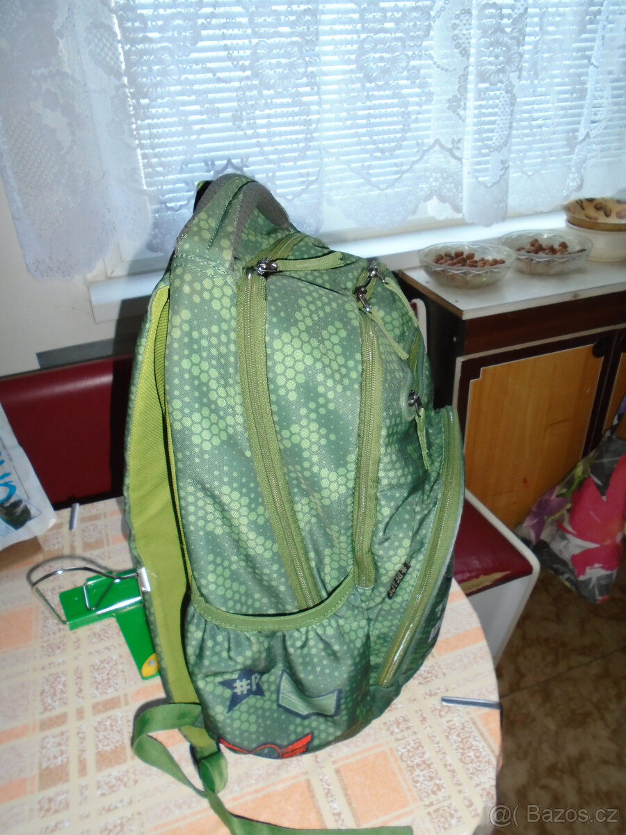 Prodám nový batoh,cestovní tašku,tašku na spisy apod. - 7