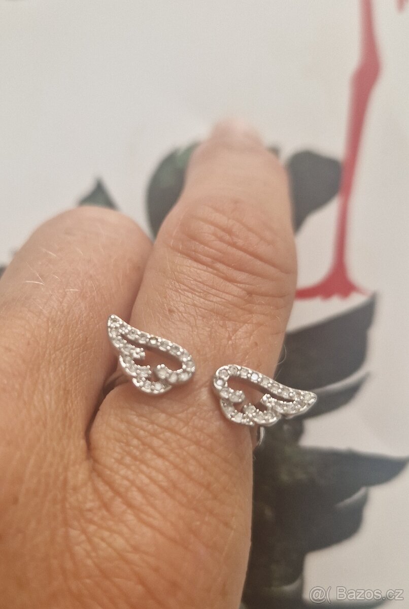 Nový dámský stříbrný prstýnek uni vel okridleny s křídly - 7