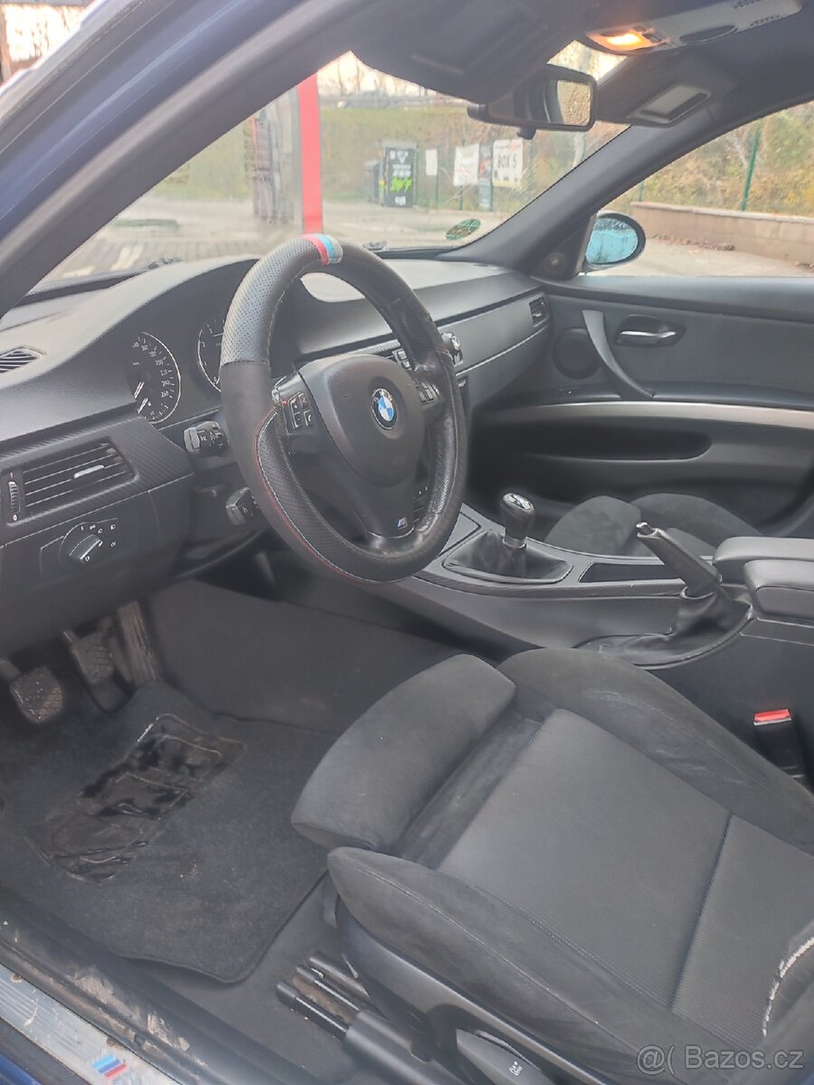 BMW e91 320i 110kw M-Paket La Mans Blue - 7