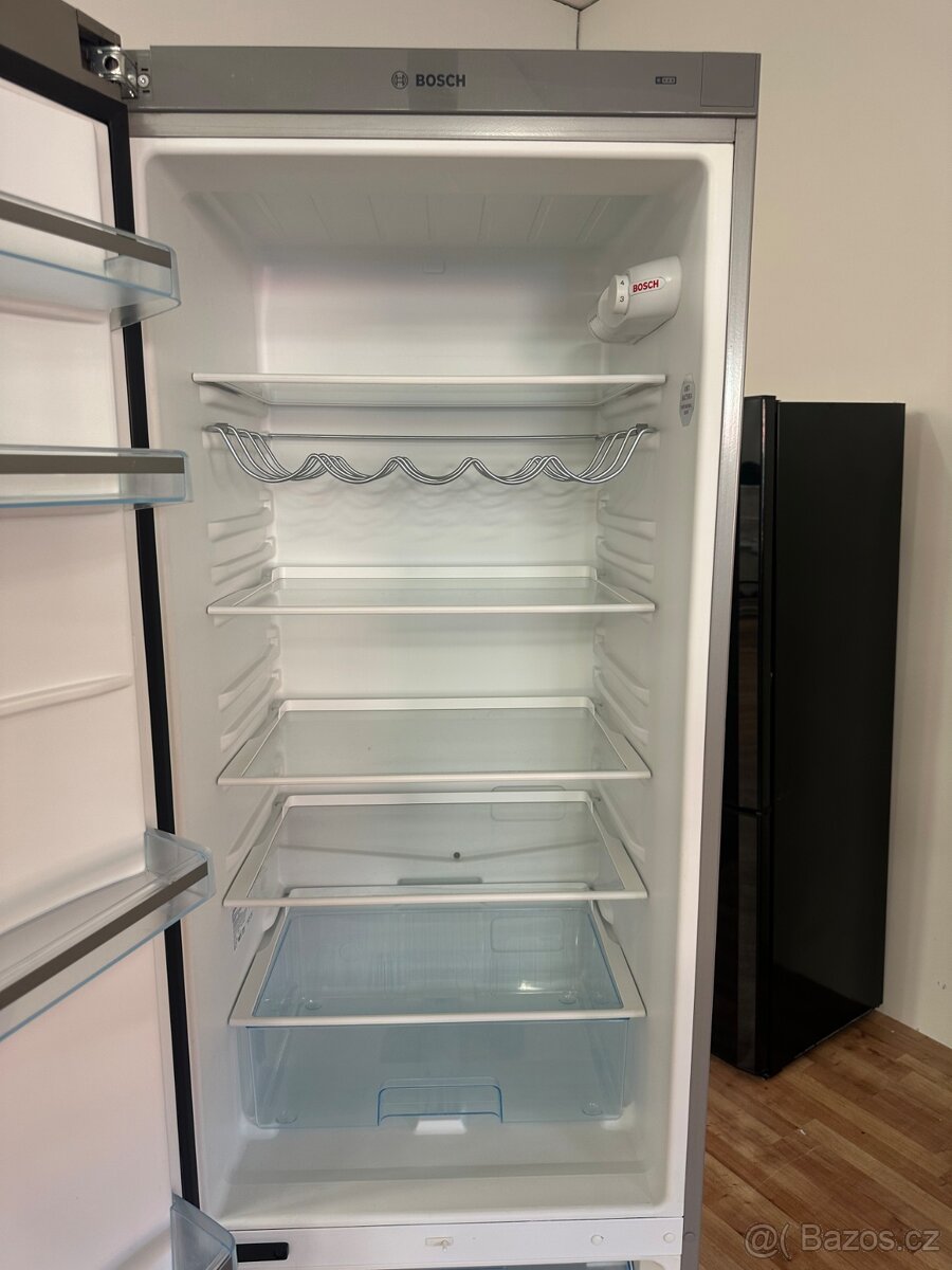 Lednice s mrazákem Bosch (238) - 7