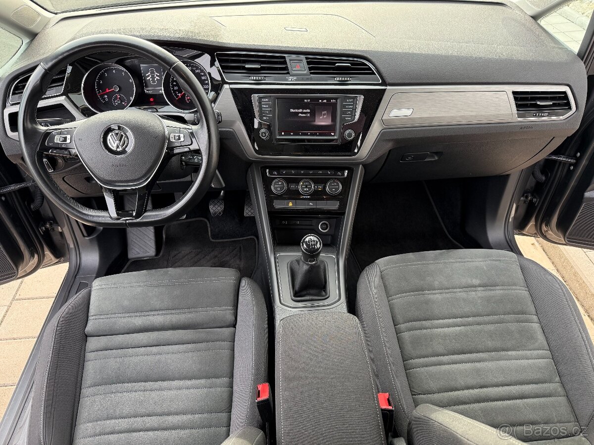 VW Touran III, rok 2016, 1.2TSI 81 kW, servis VW, 177.171 km - 7