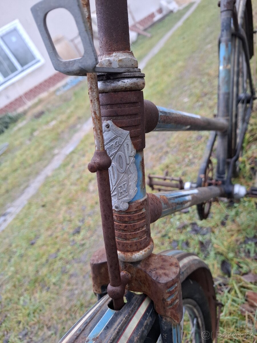 2x historické kolo Tudor - 7