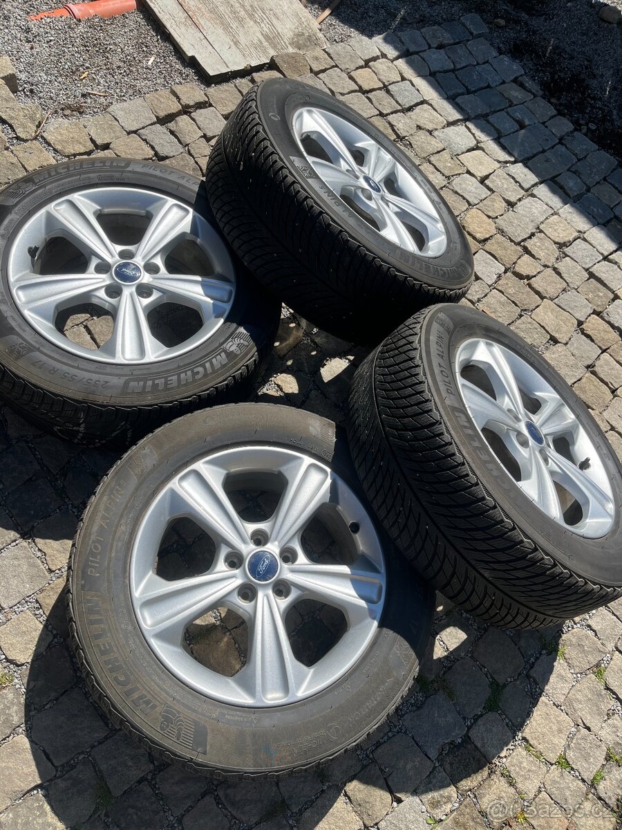 Sada originál ALU kol FORD - R17 - 235/55 - 7