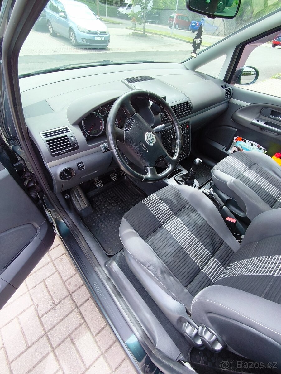 VW Sharan 2.0 TDI 7míst - 7