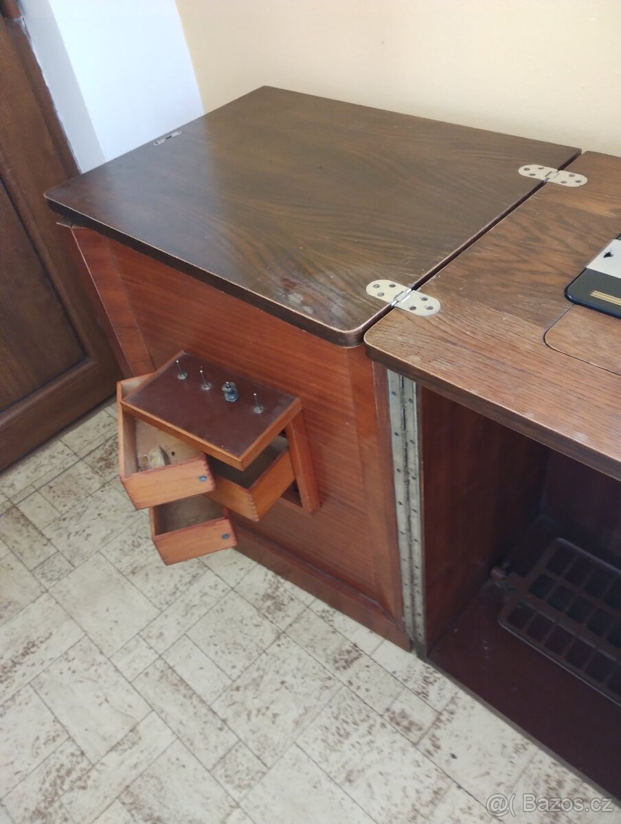 šicí stroj - 7