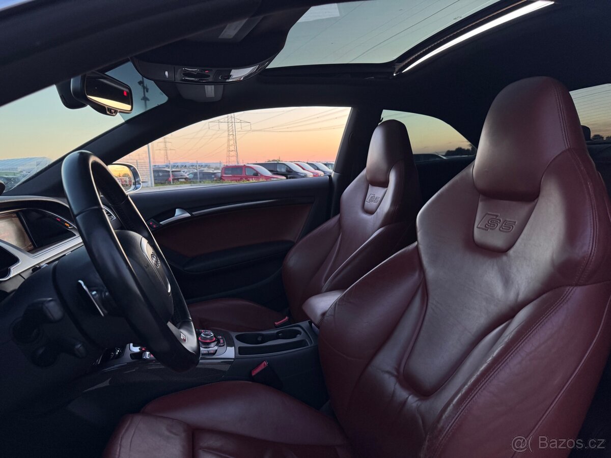 Audi S5 4.2I V8 2011 automatická převodovka - 7