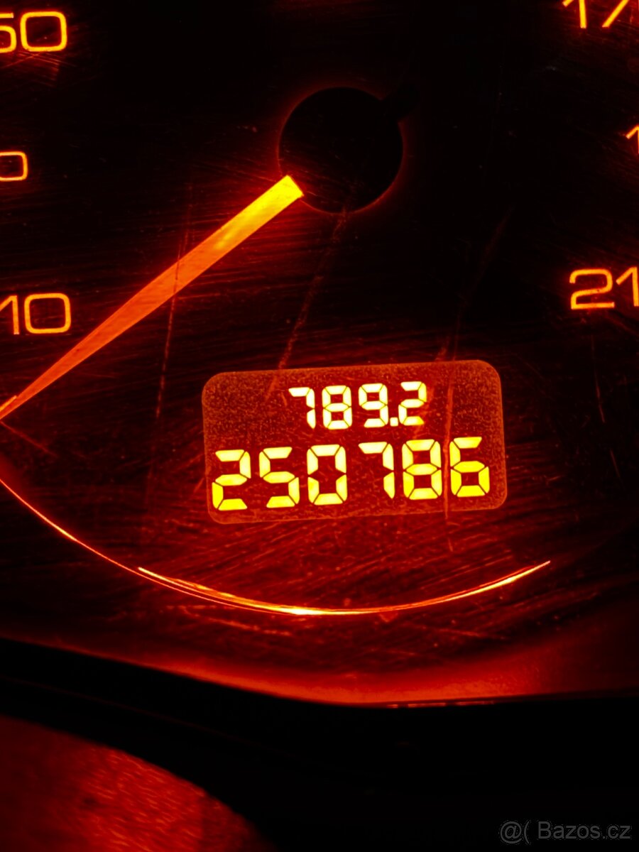 Peugeot 307 Sw 2006 2.0hdi 100kw - 7