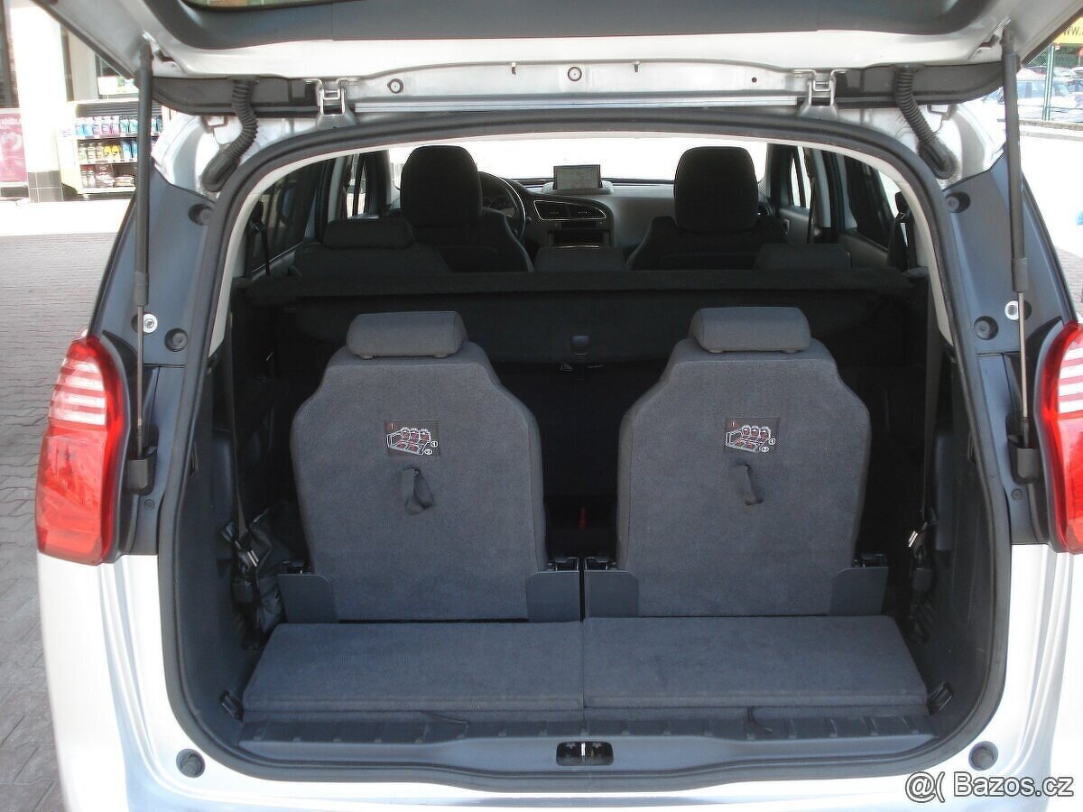 Peugeot 5008 1.6 HDi 7 MIST NAVI - 7