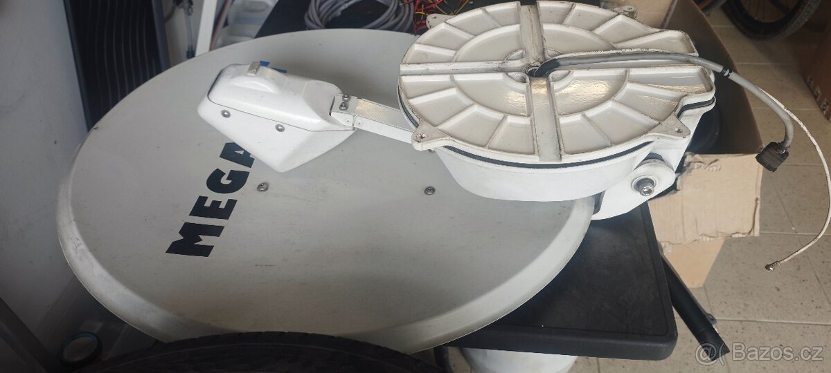 Satelit pro karavan Megasat 65 - 7