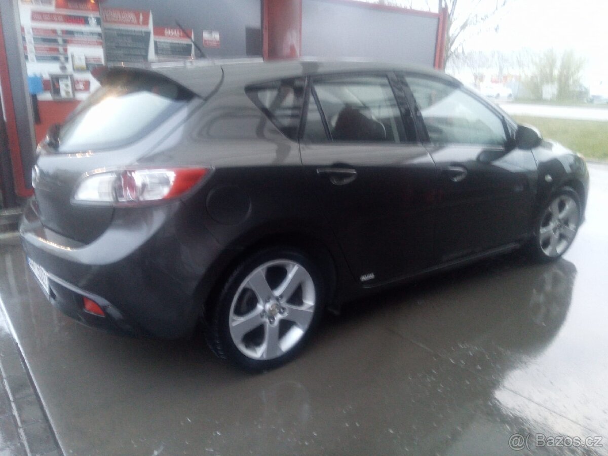 Mazda 3, 2011 rok, nafta. ND celkem. Pojízdné auto - 7