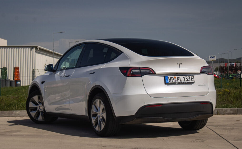 Tesla Model Y Long Range 378kW - 7