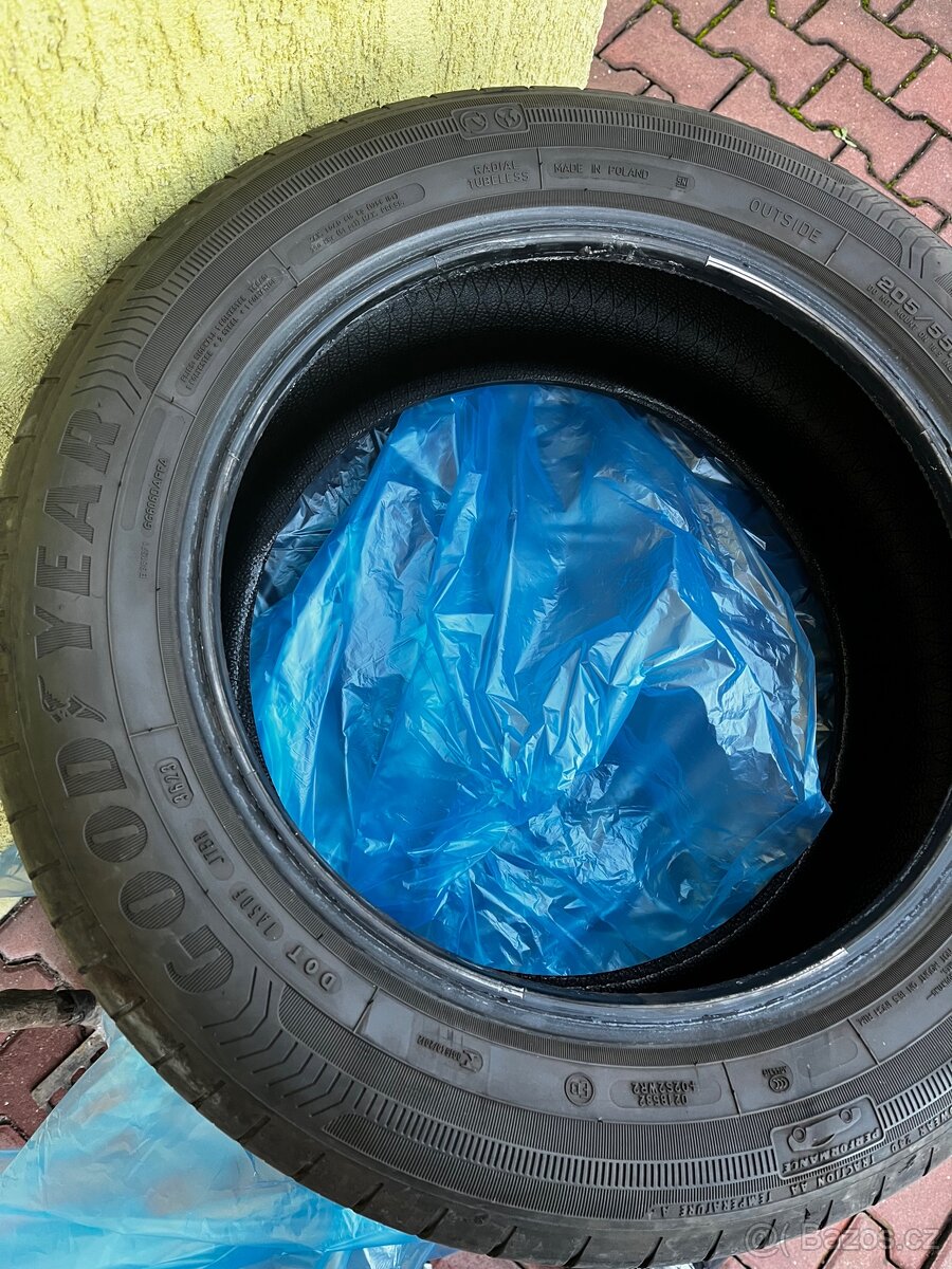 GOODYEAR Efficient Grip 16” letni - 7