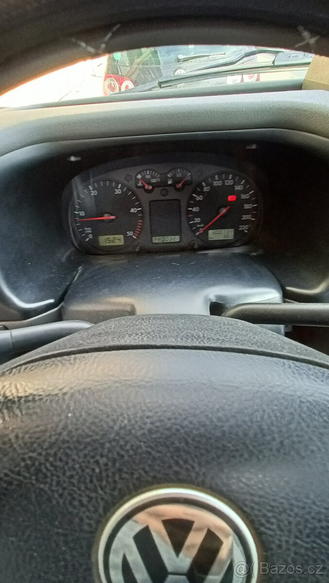 Prodám VWT4 2,5 TDI - 7
