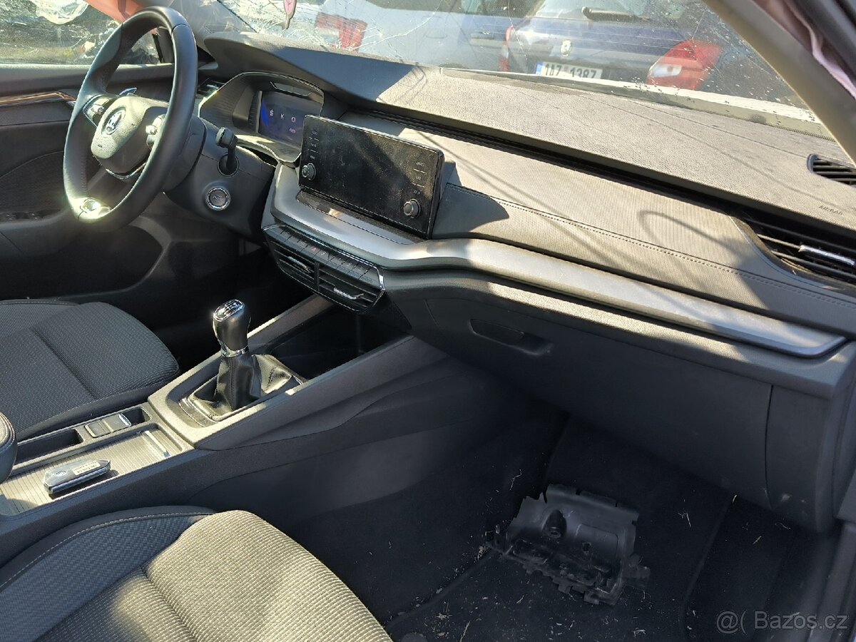Octavia combi 1.5 110kw - 7