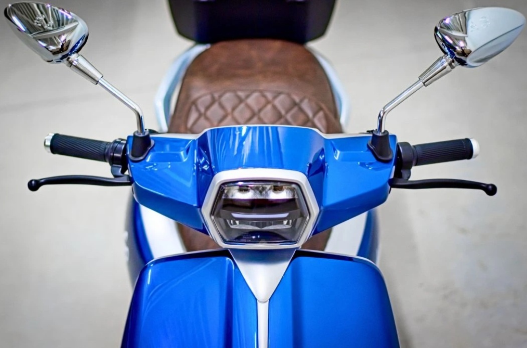 Elektro skútr ViaGo Lima 4000W, modrá nebo zelená metalíza - 7