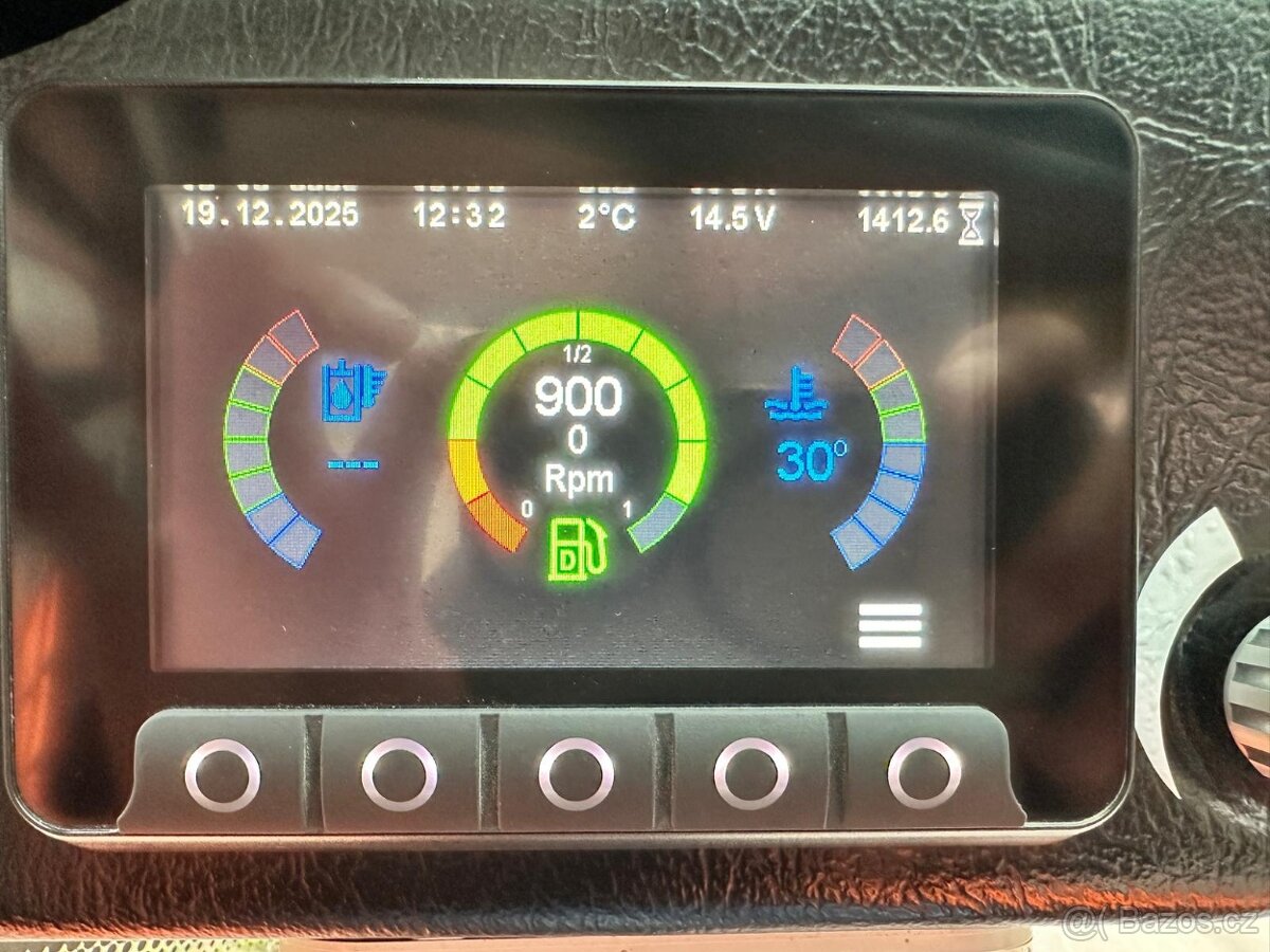 smykem řízený nakladač LOCUST 1004 - 7