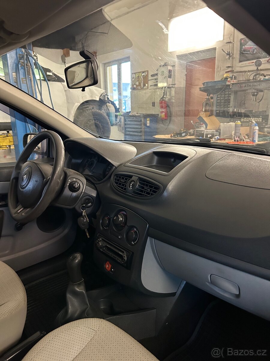 Renault Clio 3 - 7
