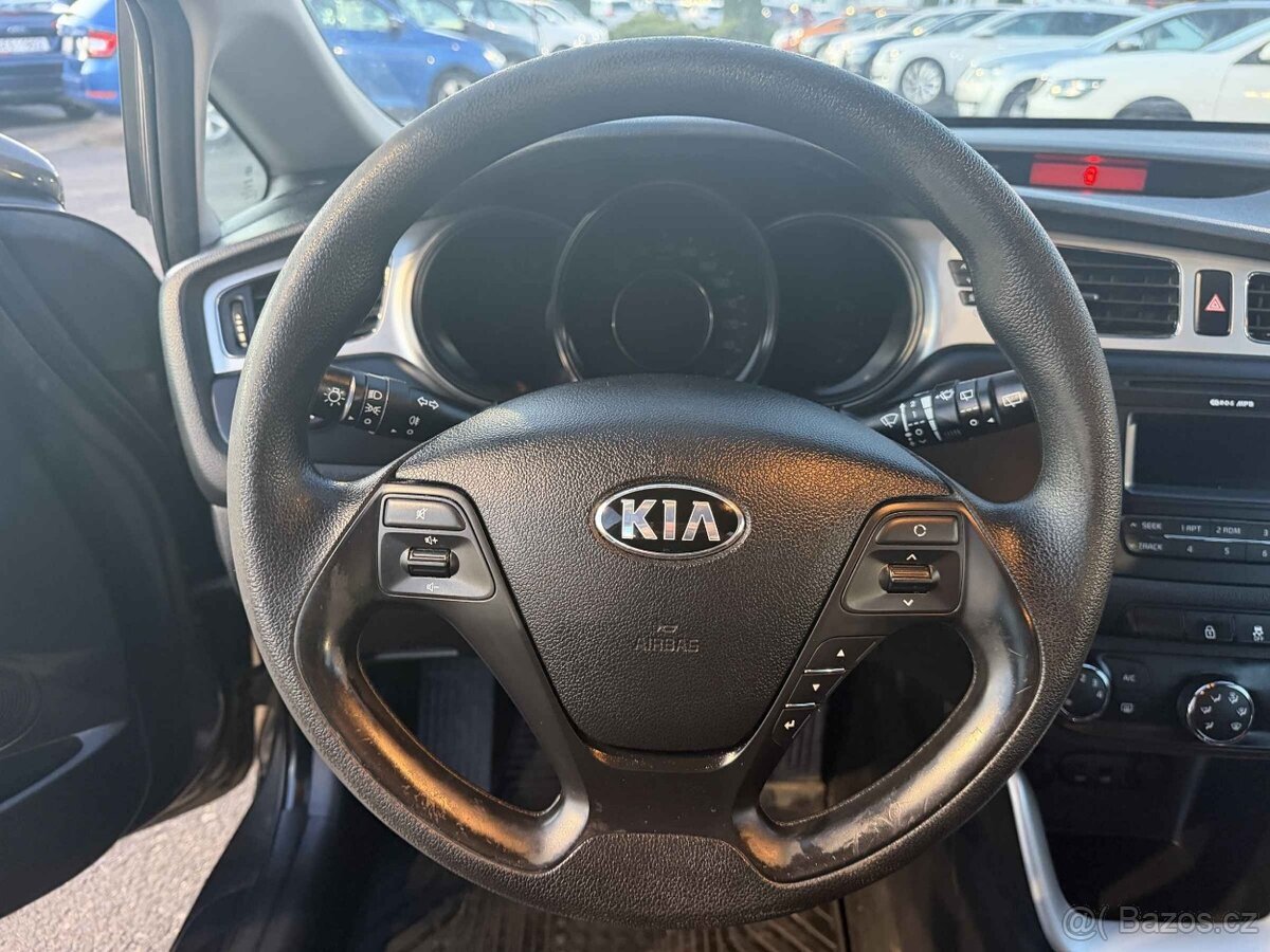 Kia Ceed 1.6 CRDi , 99 kW benzín, 2014 - 7