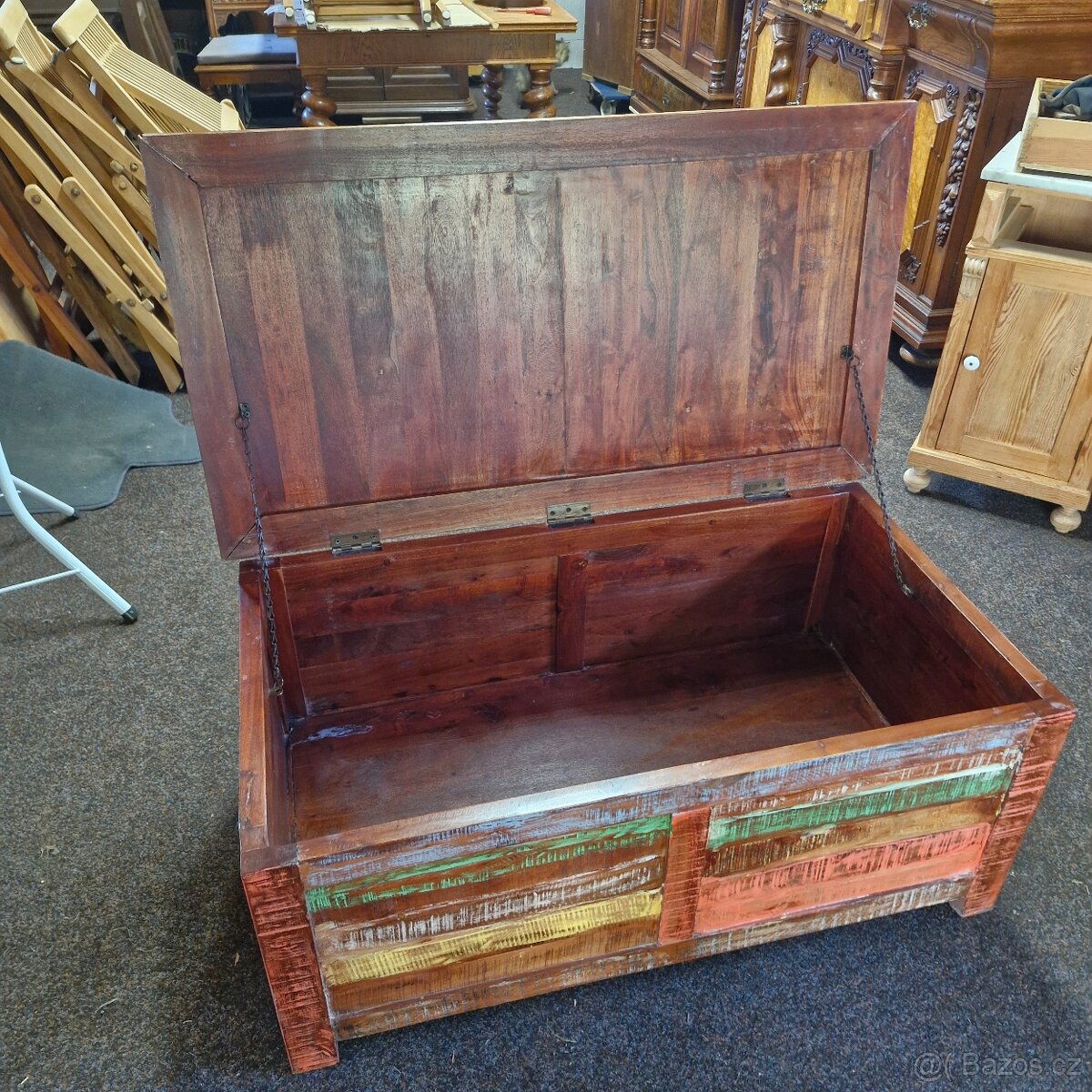 Starožitný nábytek - 7