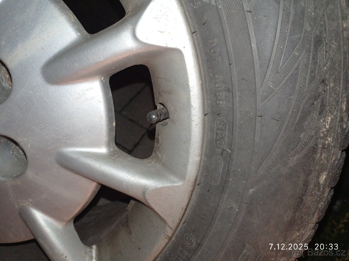 Zimní komplet al kola 16" ORIGINAL NISSAN X-Trail - 7