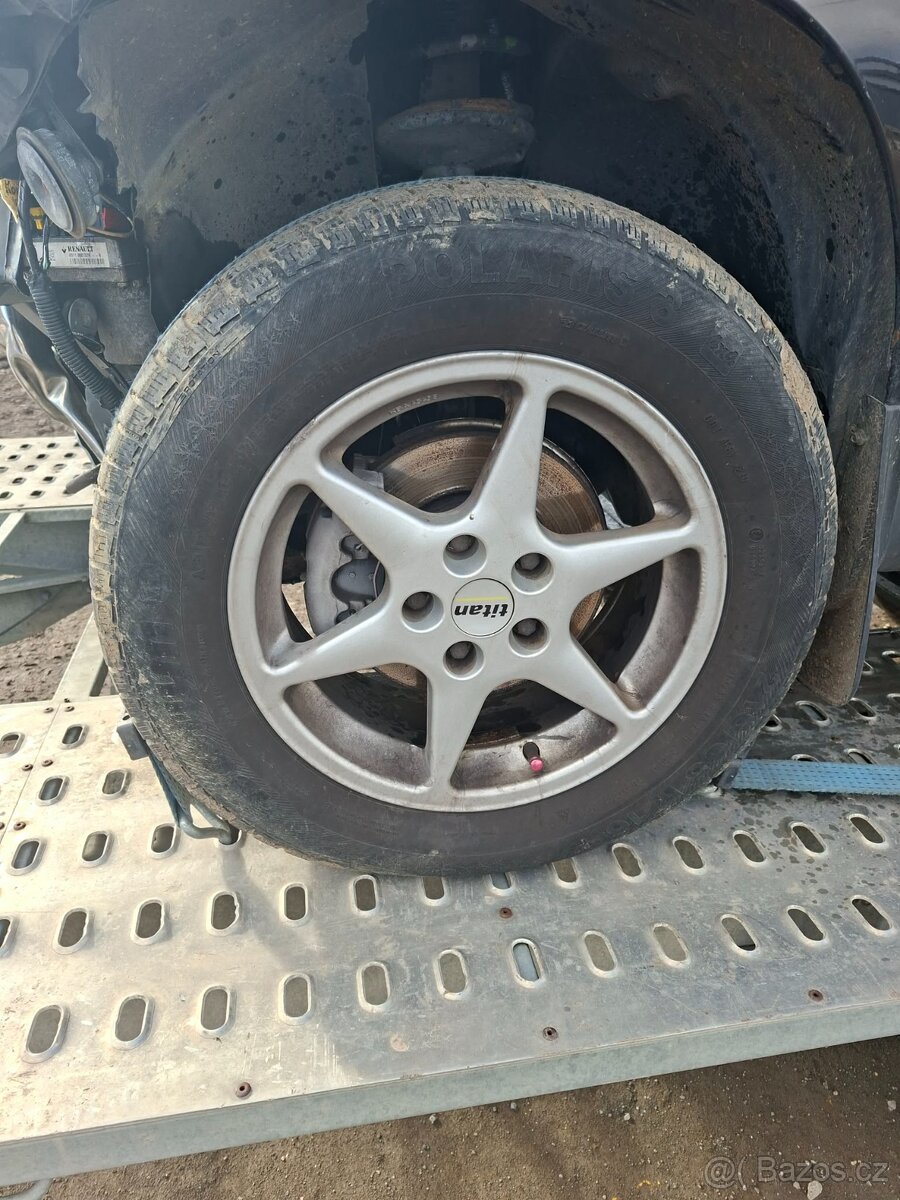 Rozpredám Dacia Duster 1.5Dci 81kw 4x4 - 7