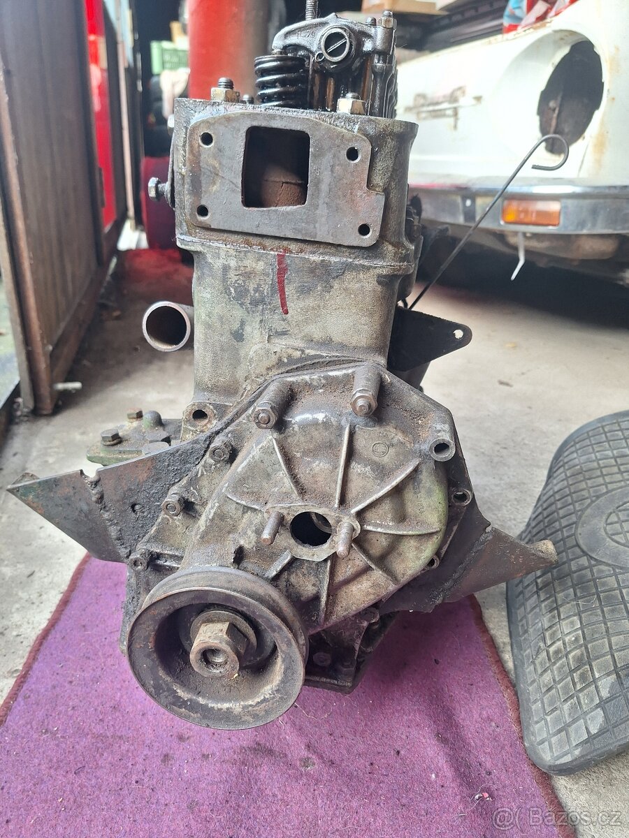 Motor a převodovka škoda 1203 - 7