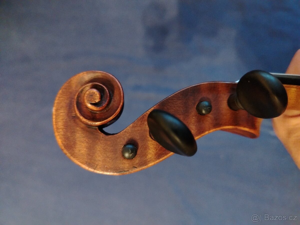 Staré 4/4 housle - 7
