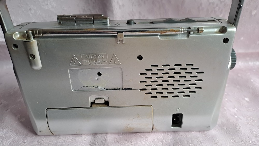 RETRO KAZEŤÁKY GRUNDIG a COLON - 7