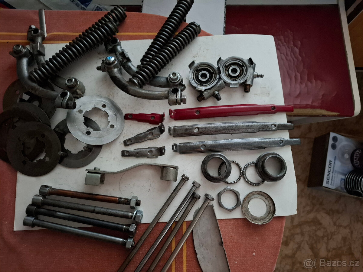 Prodám zadní tluniče na S22 a další díly Stadiony,Jawety - 7