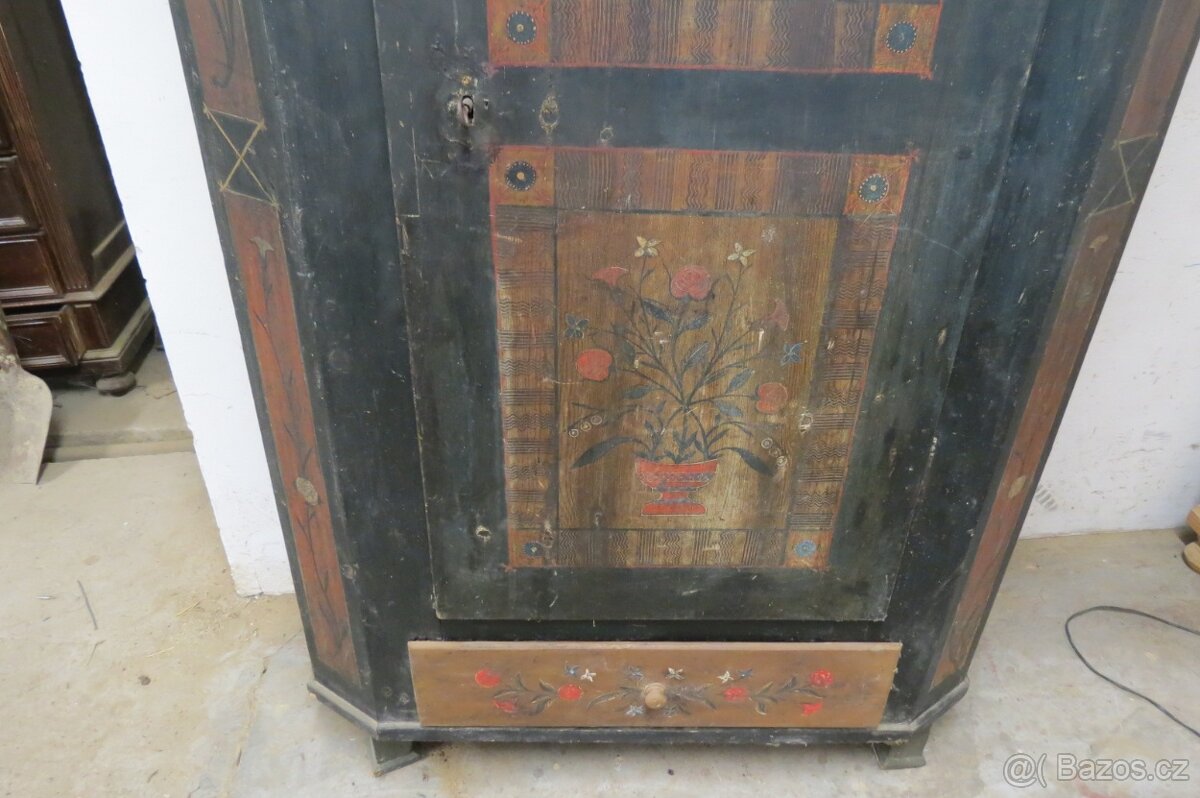 Malovaná skříň ze Šumavy - 7