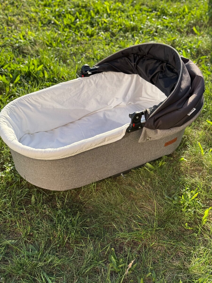 Kočárek RIKO trojkombinace, Isofix - 7